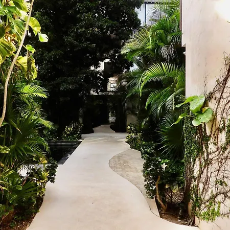 King Studio En Coba Pool, Gym & Garden